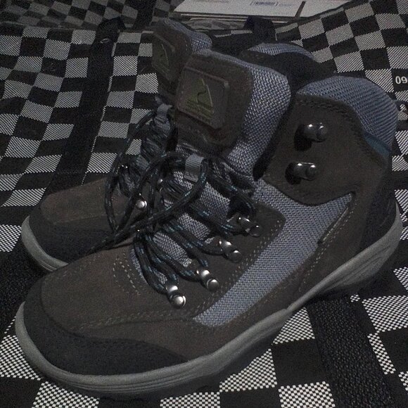 Shoes - Women's Ozark trail boot